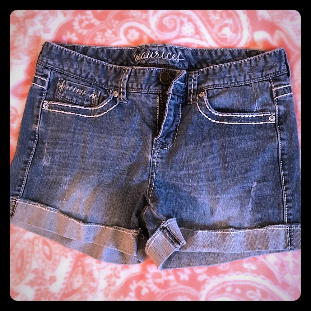 Maurice’s cuffed shorts